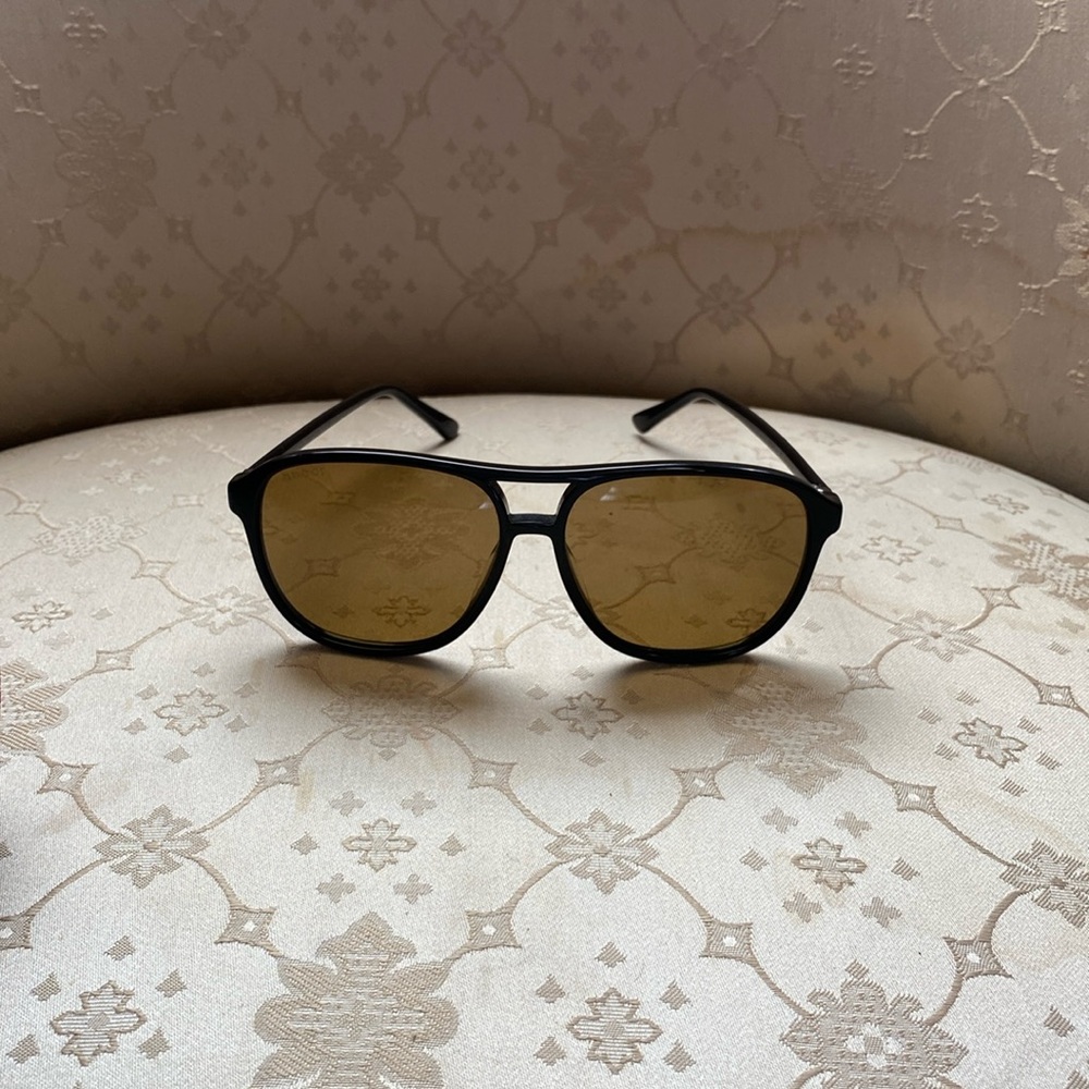 Gucci Sunglasses unisex